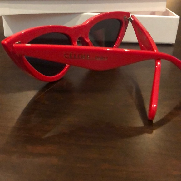 Celine CL40019I Women's Cat-Eye Sunglasses in red - Picture 4 of 7